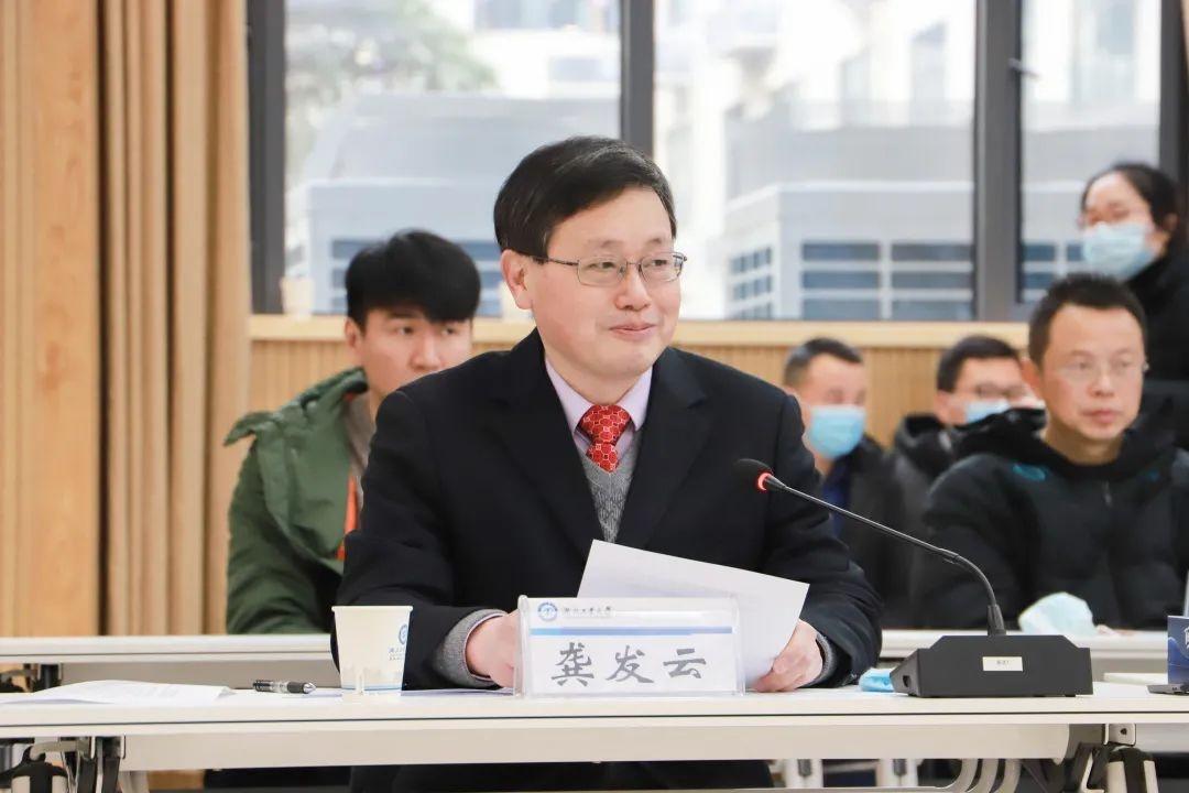 2025新澳门十码中特，全面释义解释落实